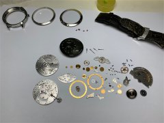 海瑞温斯顿发条拧反解决方法（高级手表维修技巧指南）